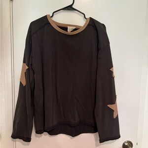 Dark Gray Sweatshirt and Sweatpants Set with Tan Star Patches